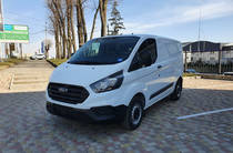 Ford Transit Custom Amb Plus