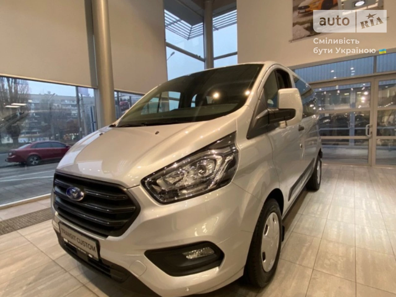 Ford Transit Custom Amb Plus