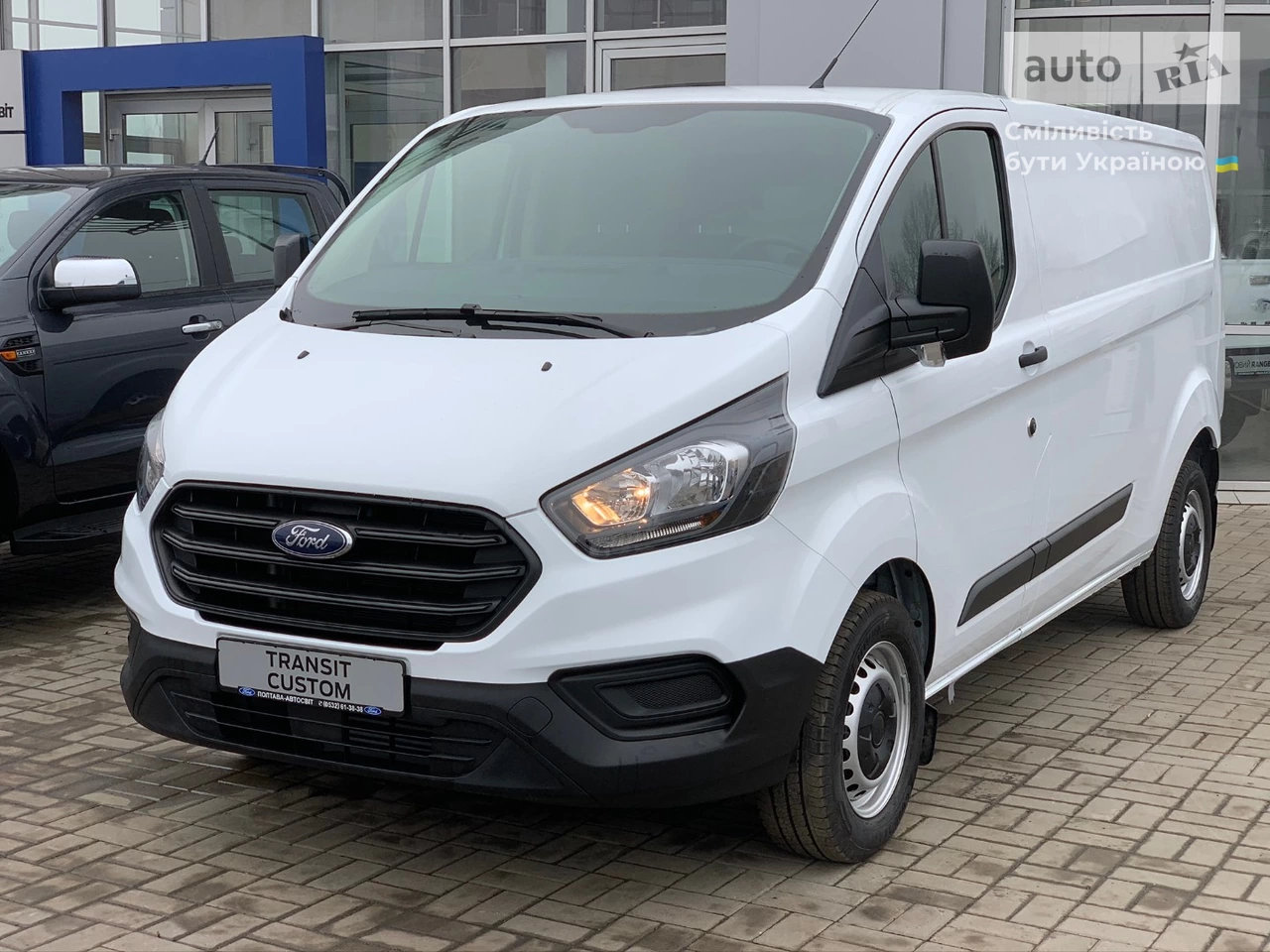 Ford Transit Custom Amb Plus