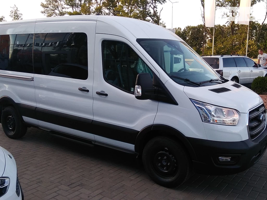 Ford Transit пасс. Trend