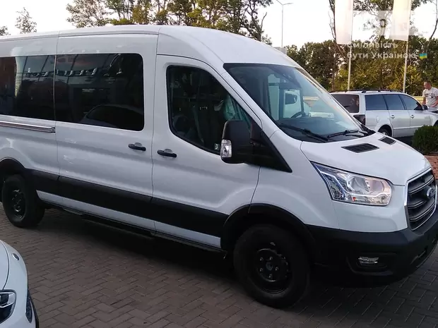 Ford Transit пасс. Trend