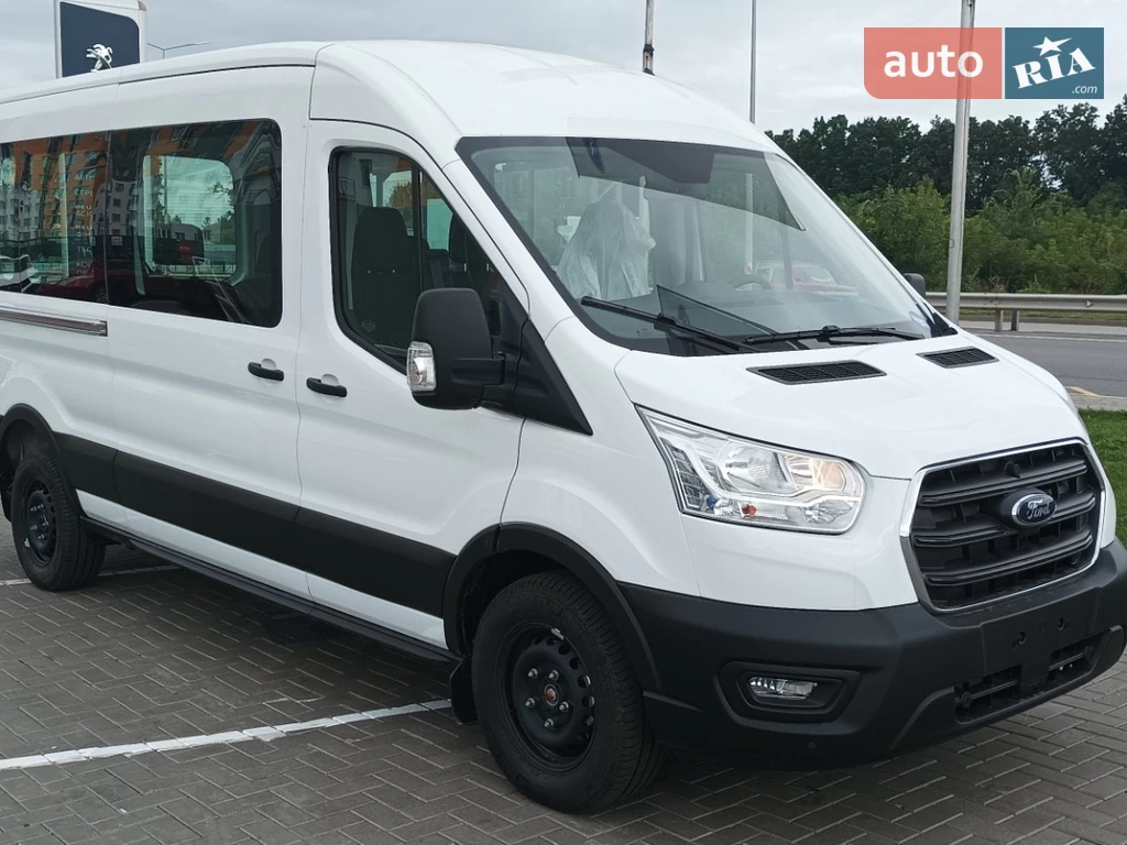 Ford Transit Base