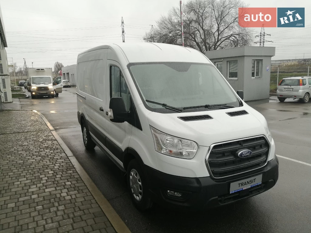 Ford Transit Base