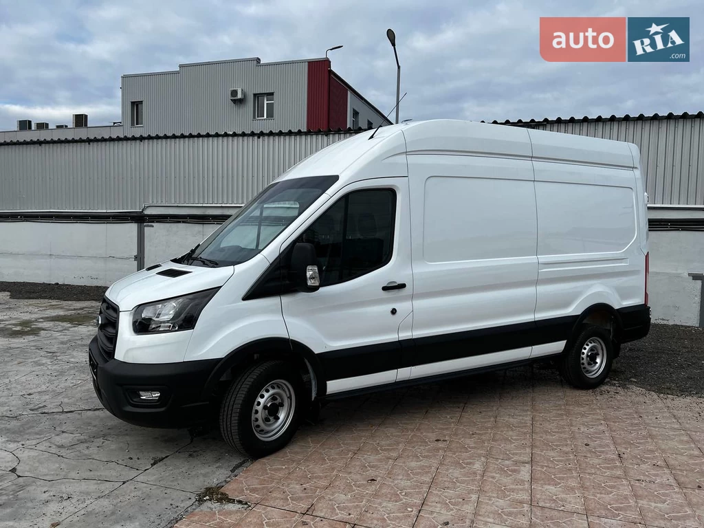 Ford Transit Base
