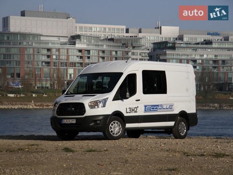 Ford Transit 2025