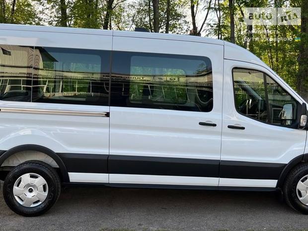 Ford Transit 2025