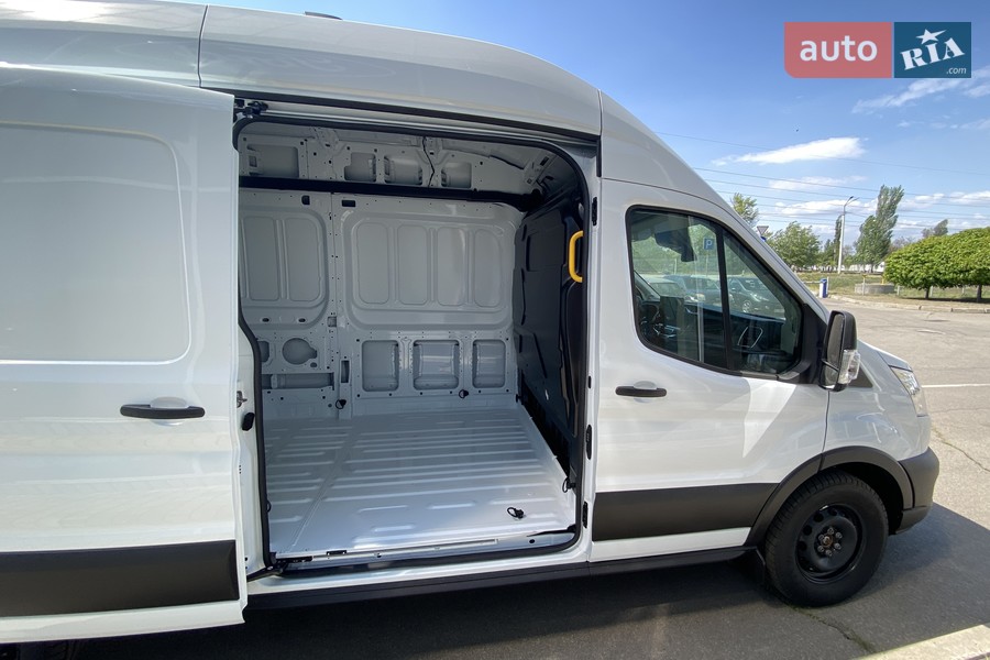Ford Transit - фото 15
