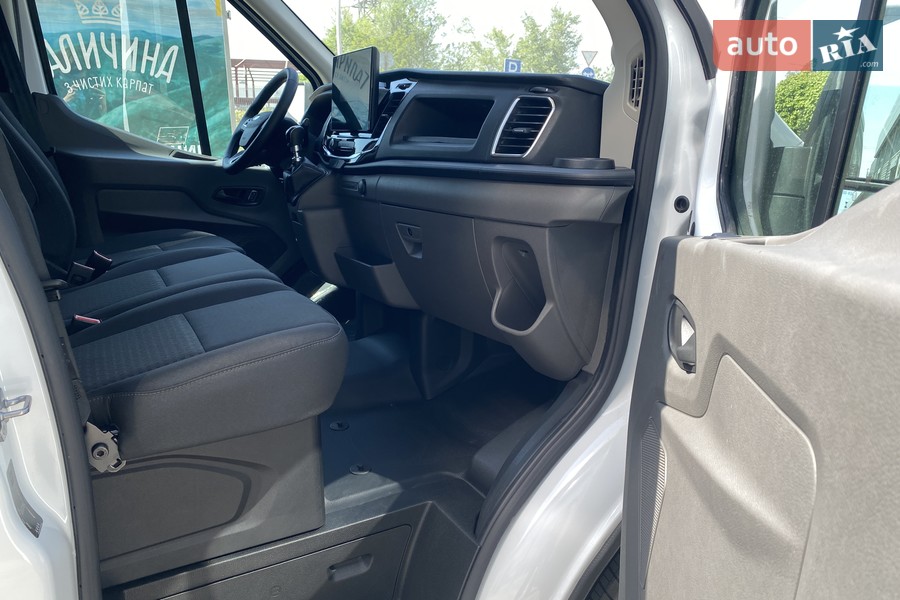 Ford Transit - фото 17