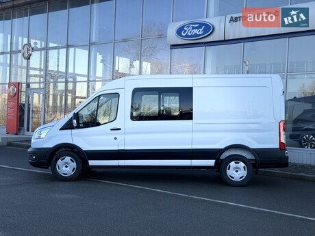 Ford Transit 2025