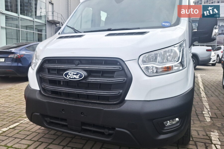 Ford Transit - фото 3