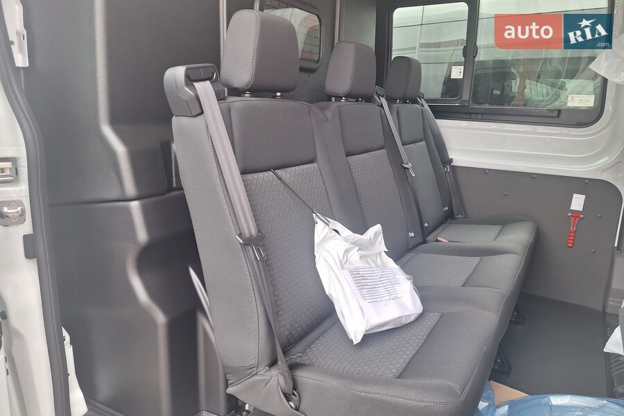 Ford Transit - фото 15