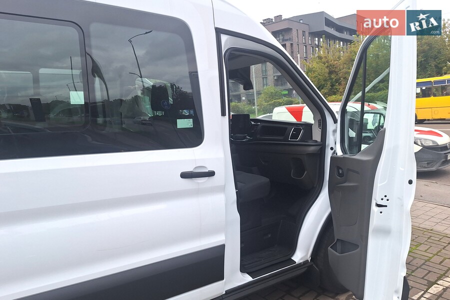 Ford Transit - фото 16