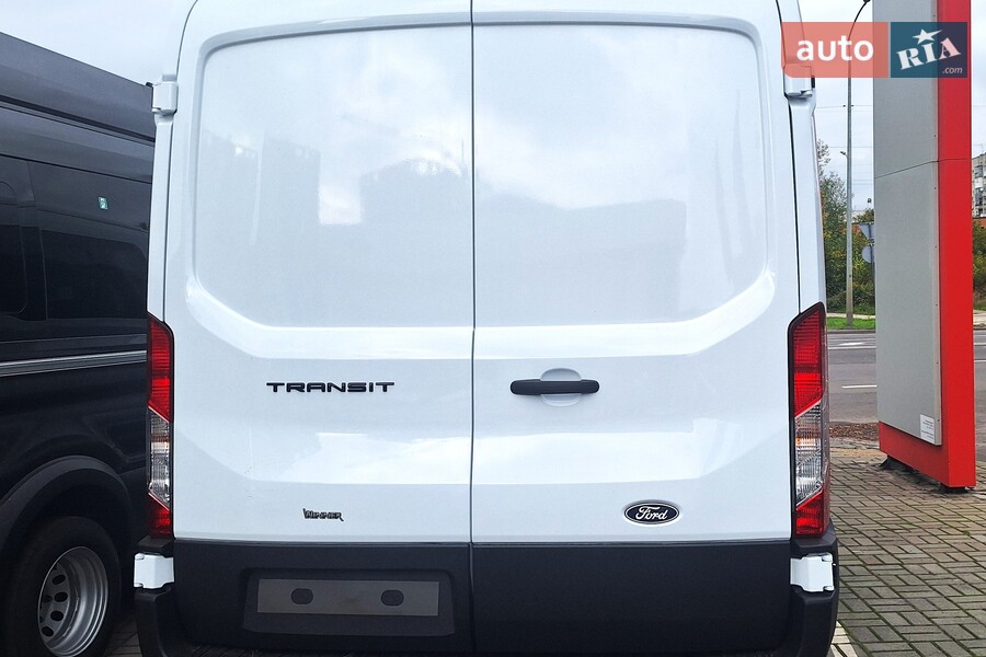 Ford Transit - фото 9