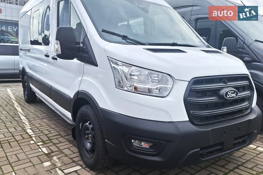 Ford Transit - фото 1