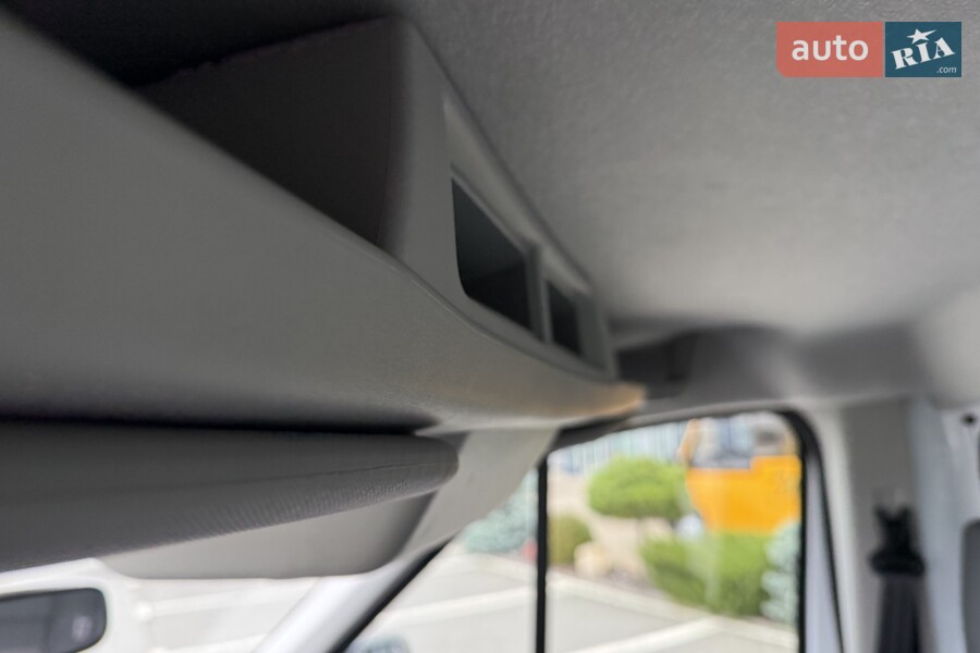 Ford Transit - фото 11