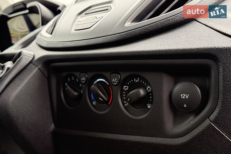 Ford Transit - фото 13