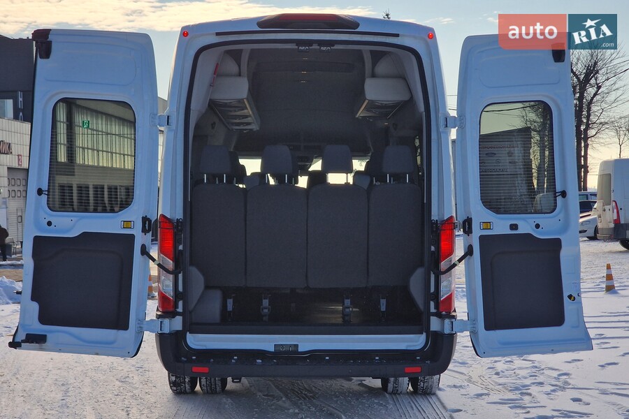 Ford Transit - фото 9
