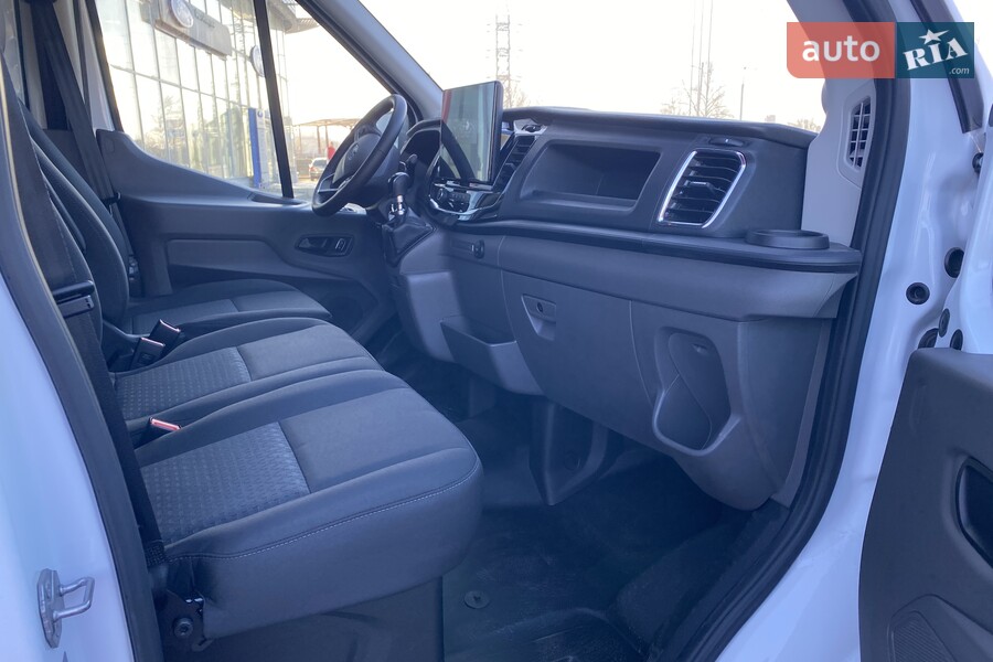 Ford Transit - фото 3