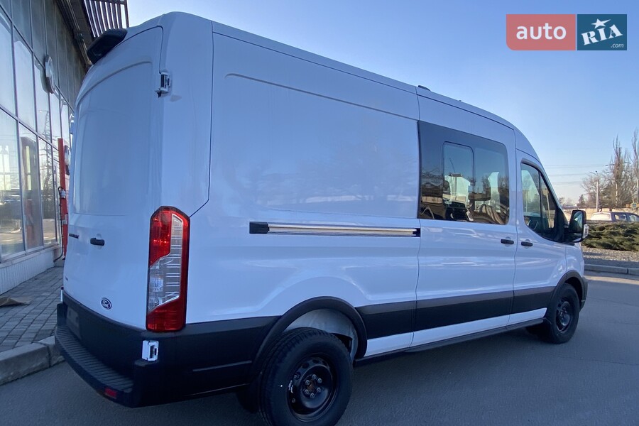 Ford Transit - фото 9