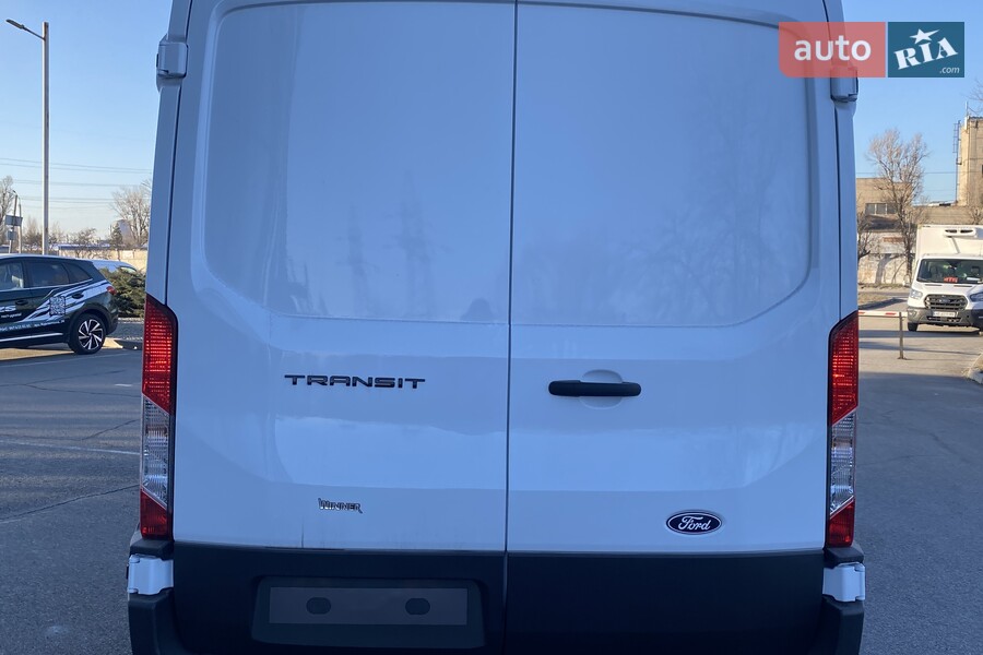 Ford Transit - фото 11