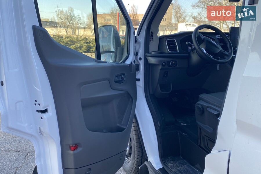 Ford Transit - фото 10