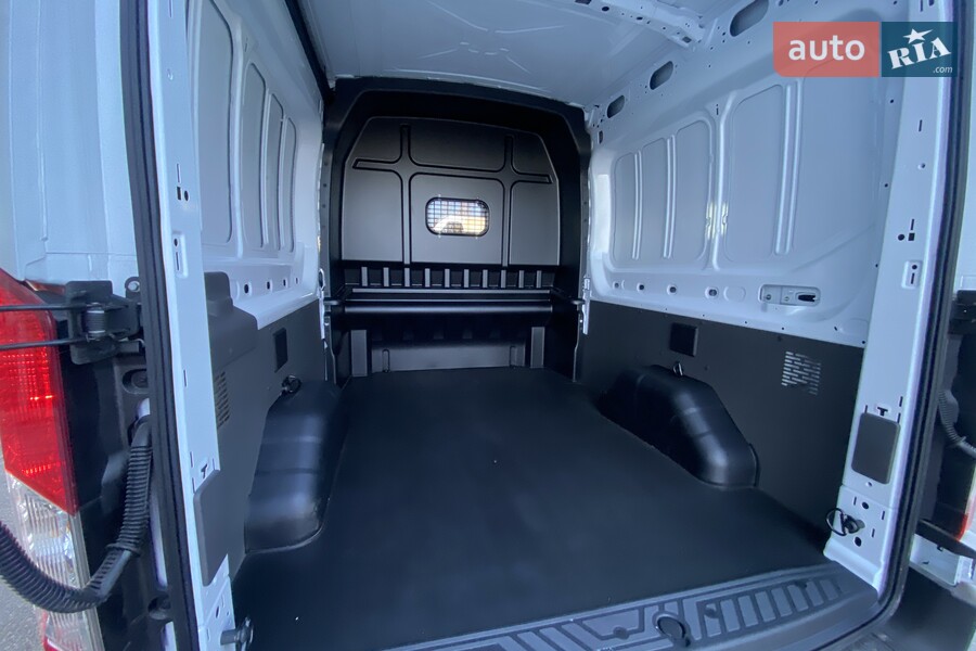 Ford Transit - фото 16