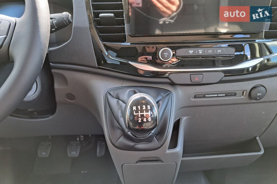 Ford Transit - фото 13