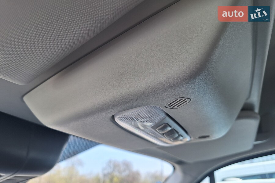 Ford Transit - фото 16