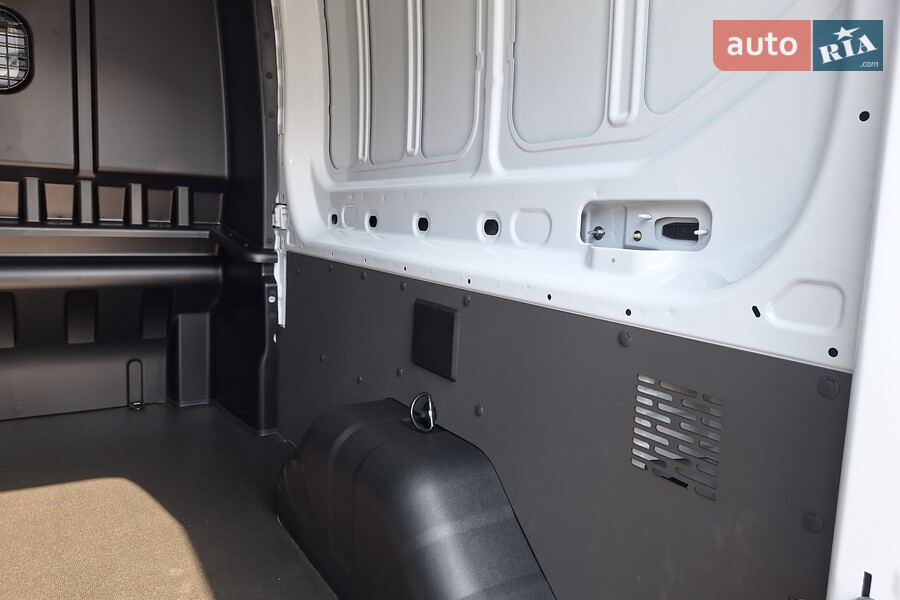 Ford Transit - фото 22