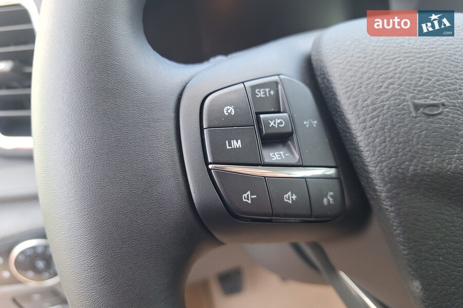 Ford Transit - фото 9