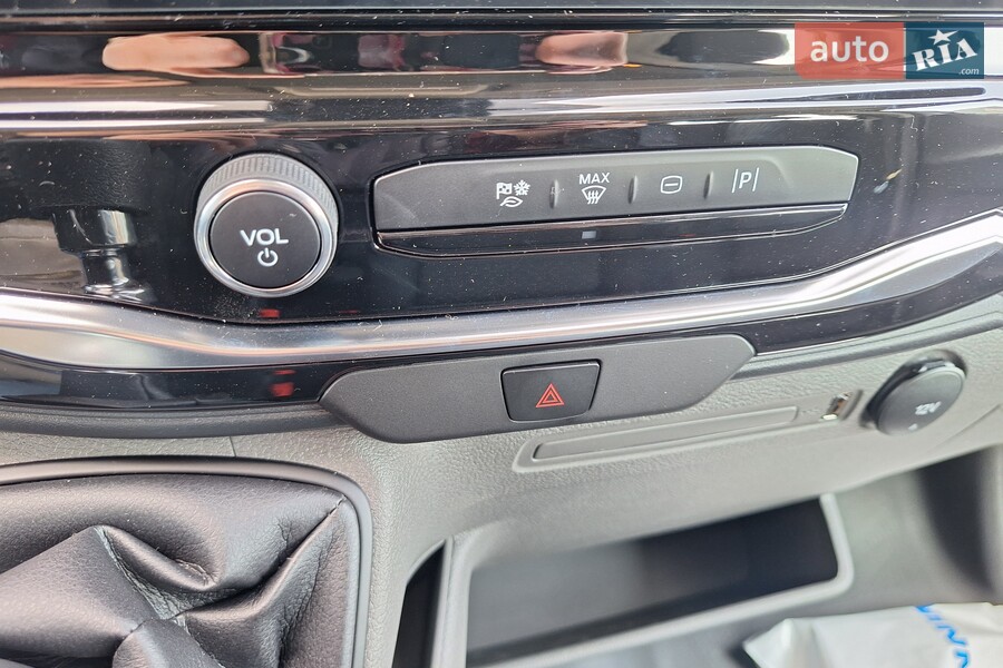 Ford Transit - фото 20