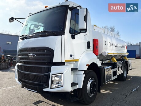 Ford Trucks 1833 DC 2025