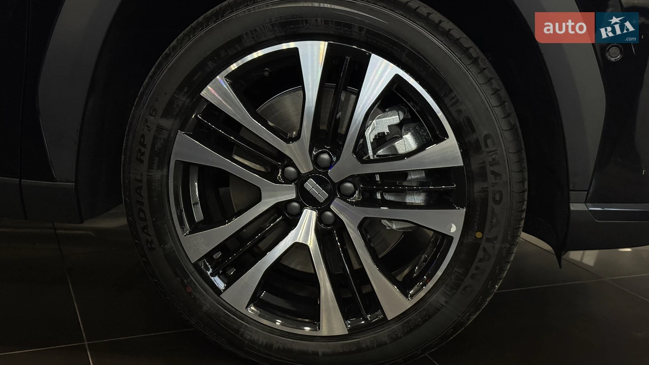 Geely-12
