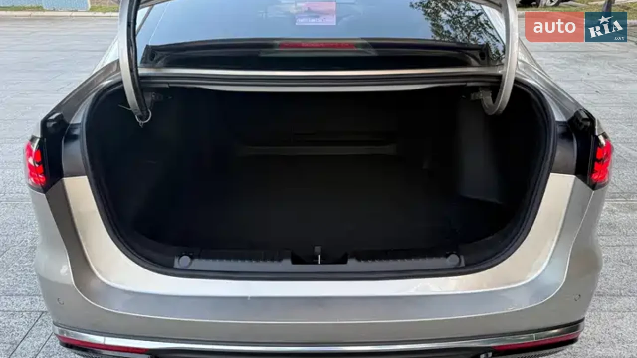 Geely-13