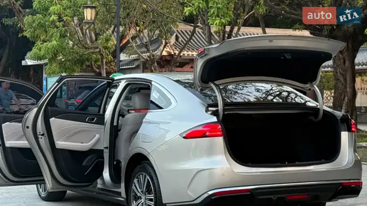 Geely-12