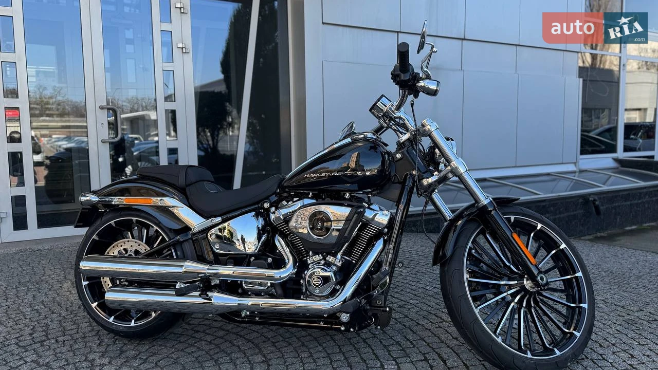 Harley-Davidson Breakout Base