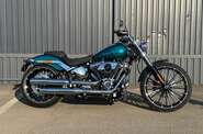 Harley-Davidson Breakout Base