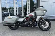 Harley-Davidson CVO Road Glide ST Base
