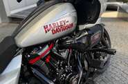 Harley-Davidson CVO Road Glide ST Base