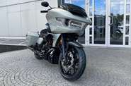 Harley-Davidson CVO Road Glide ST Base