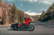 Harley-Davidson CVO Road Glide ST Base