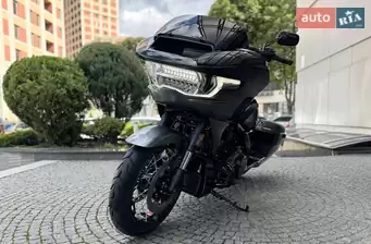 Harley-Davidson CVO Road Glide Harley-Davidson CVO Road Glide