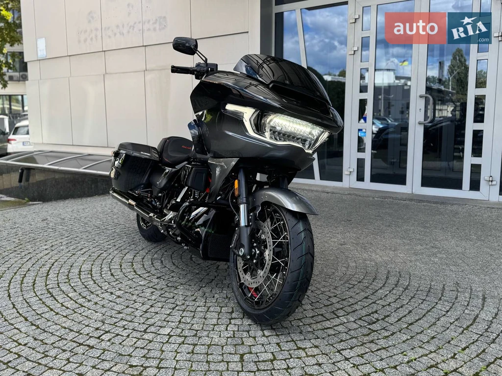 Harley-Davidson CVO Road Glide Harley-Davidson CVO Road Glide Base