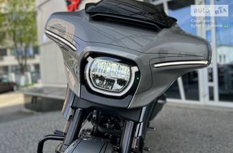 Harley-Davidson CVO Street Glide 2023 Base