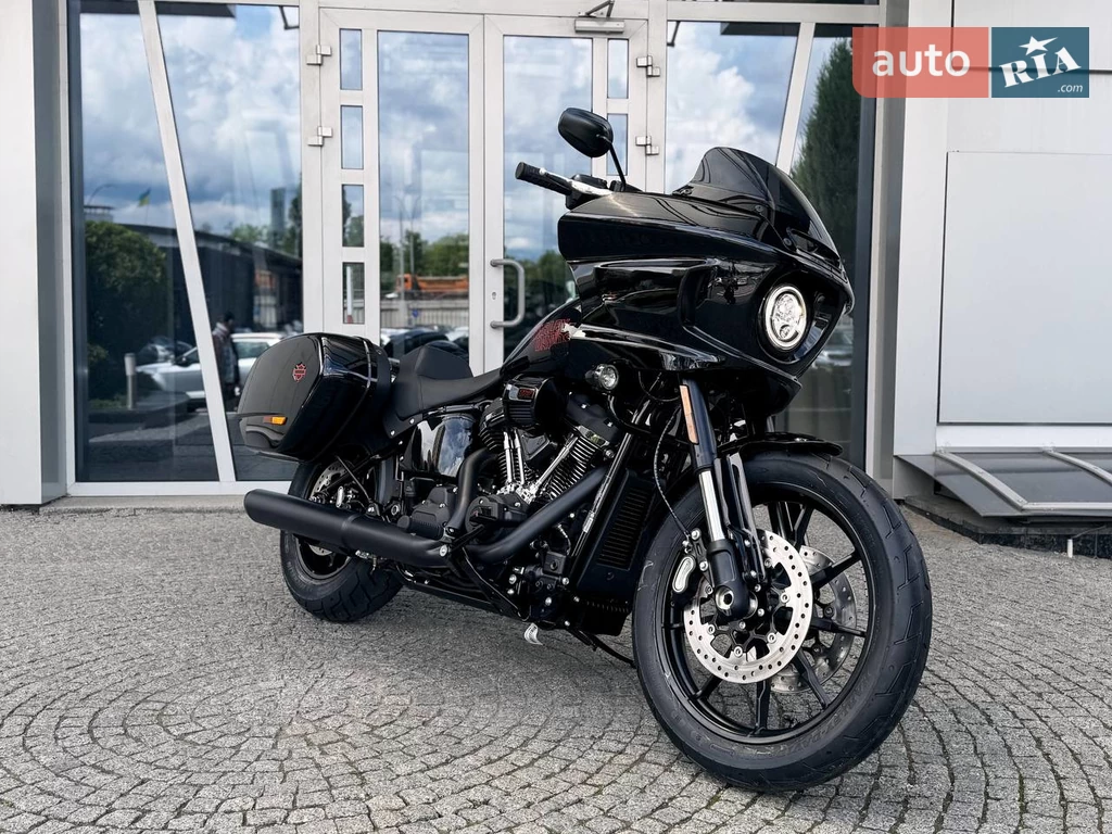 Harley-Davidson Low Rider	 Base