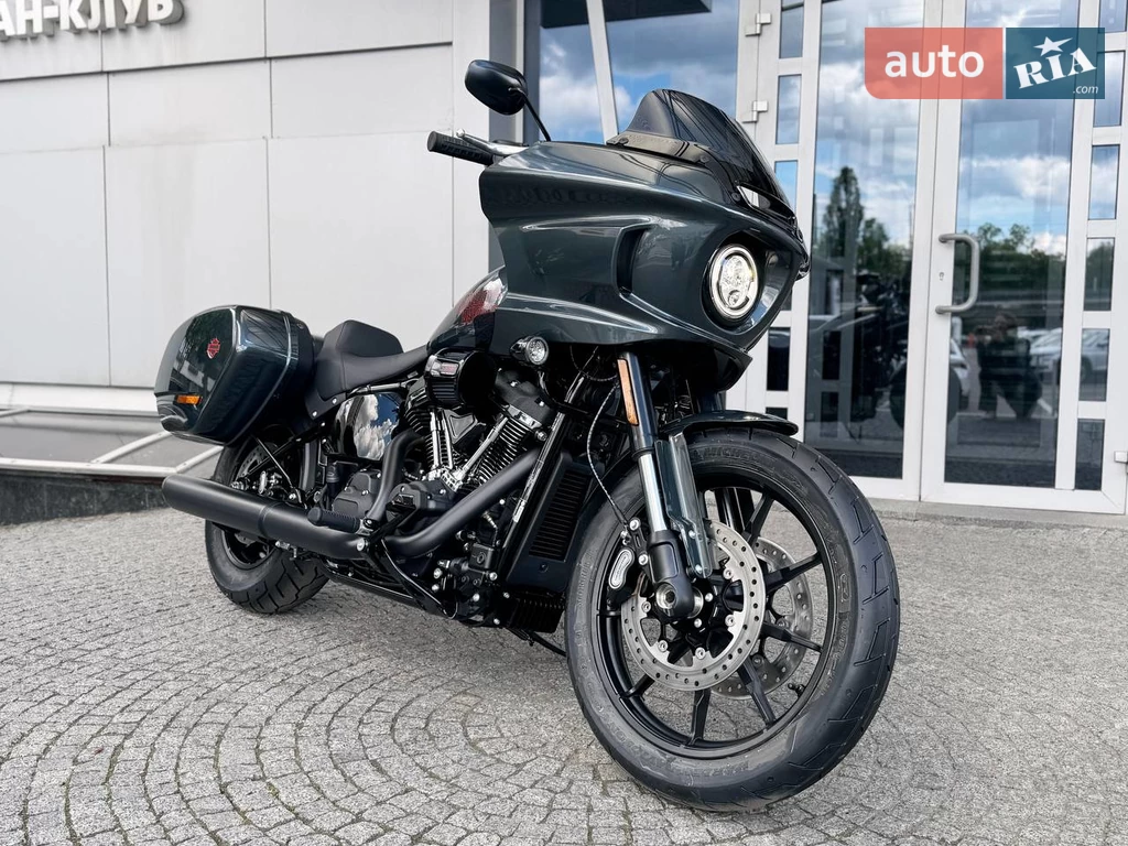 Harley-Davidson Low Rider	 Base