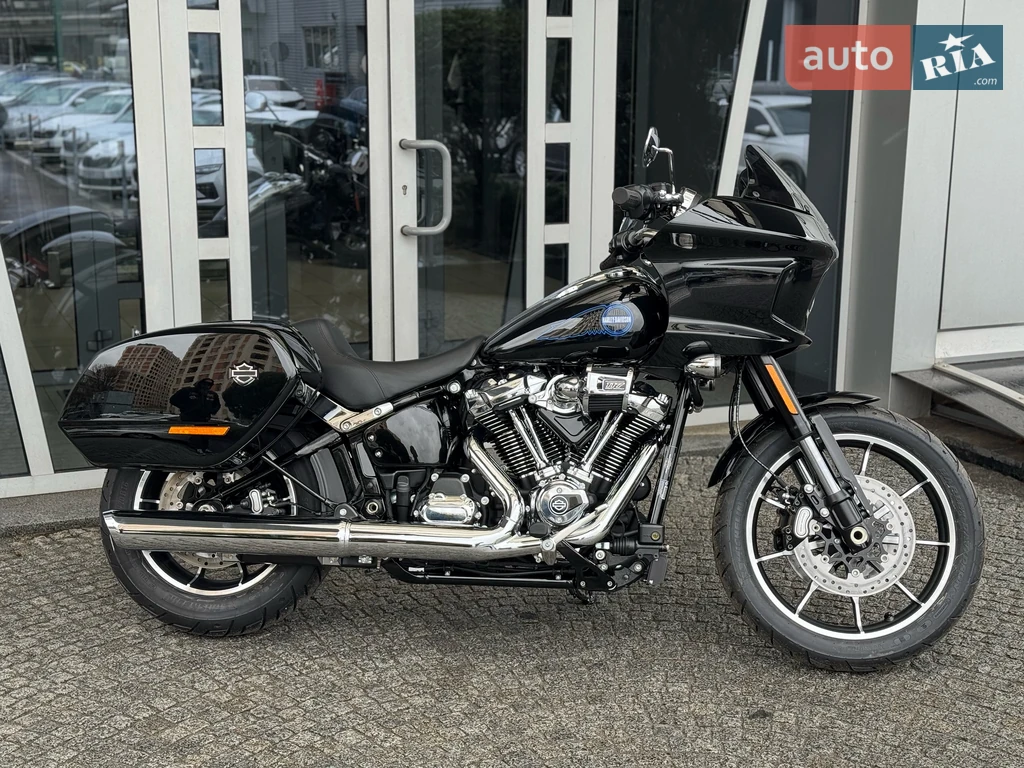 Harley-Davidson Low Rider	 Base