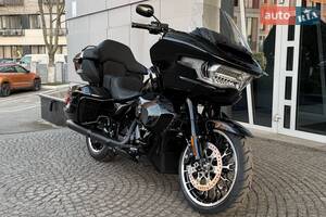 Harley-Davidson Road Glide Limited Base