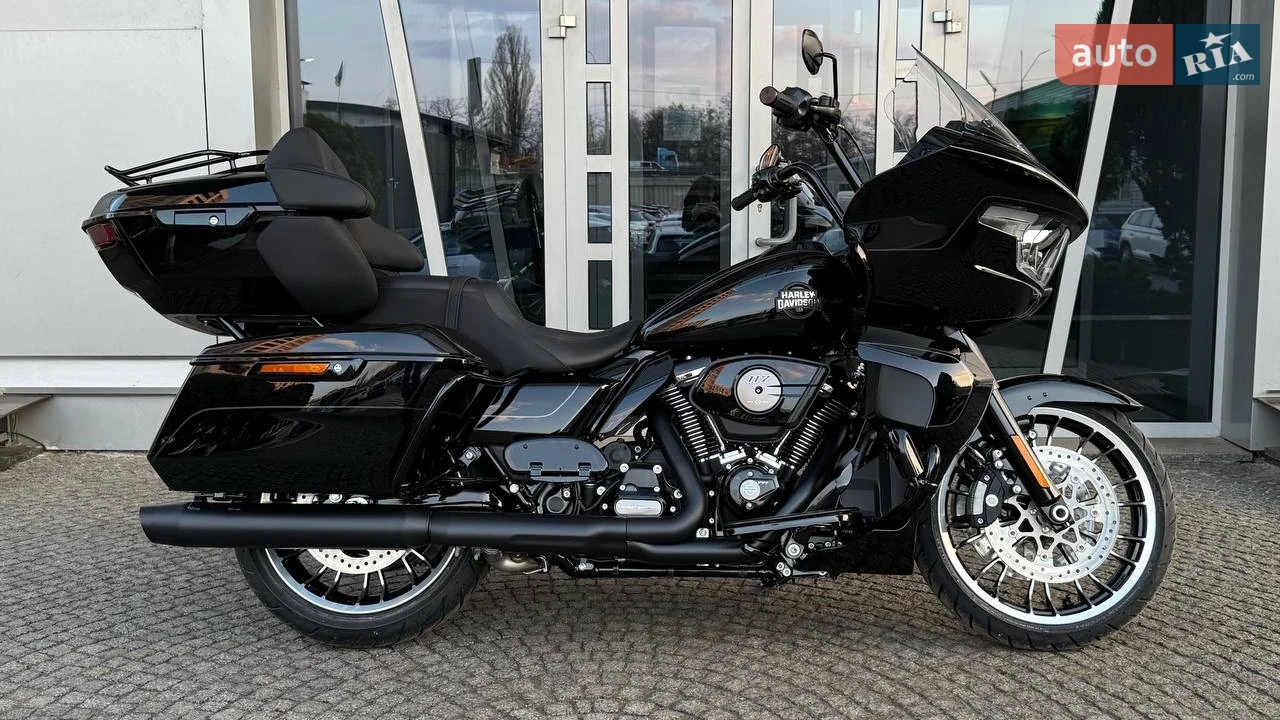 Harley-Davidson Road Glide Limited Base