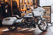 Harley-Davidson Road Glide Base